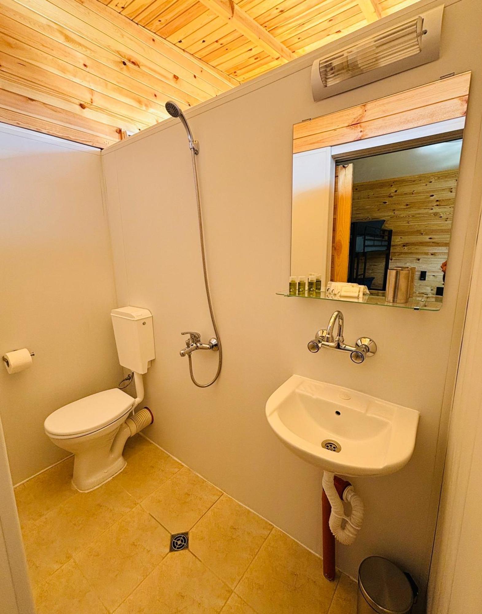 Cozyhut Бунгало Под Наем Chernomorets Exterior photo